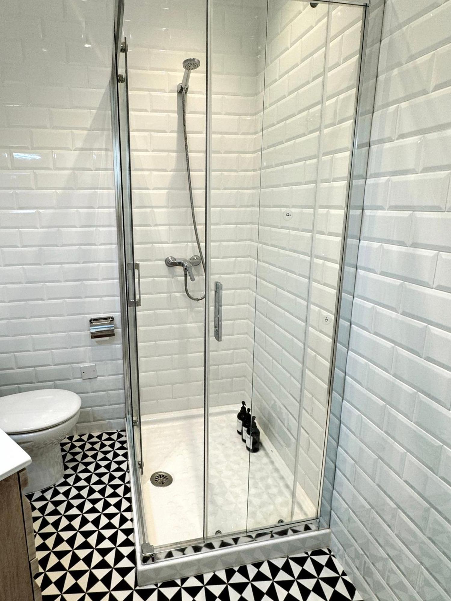 Stylish City Centre Studio - Grand Central House Gibraltar Exterior foto